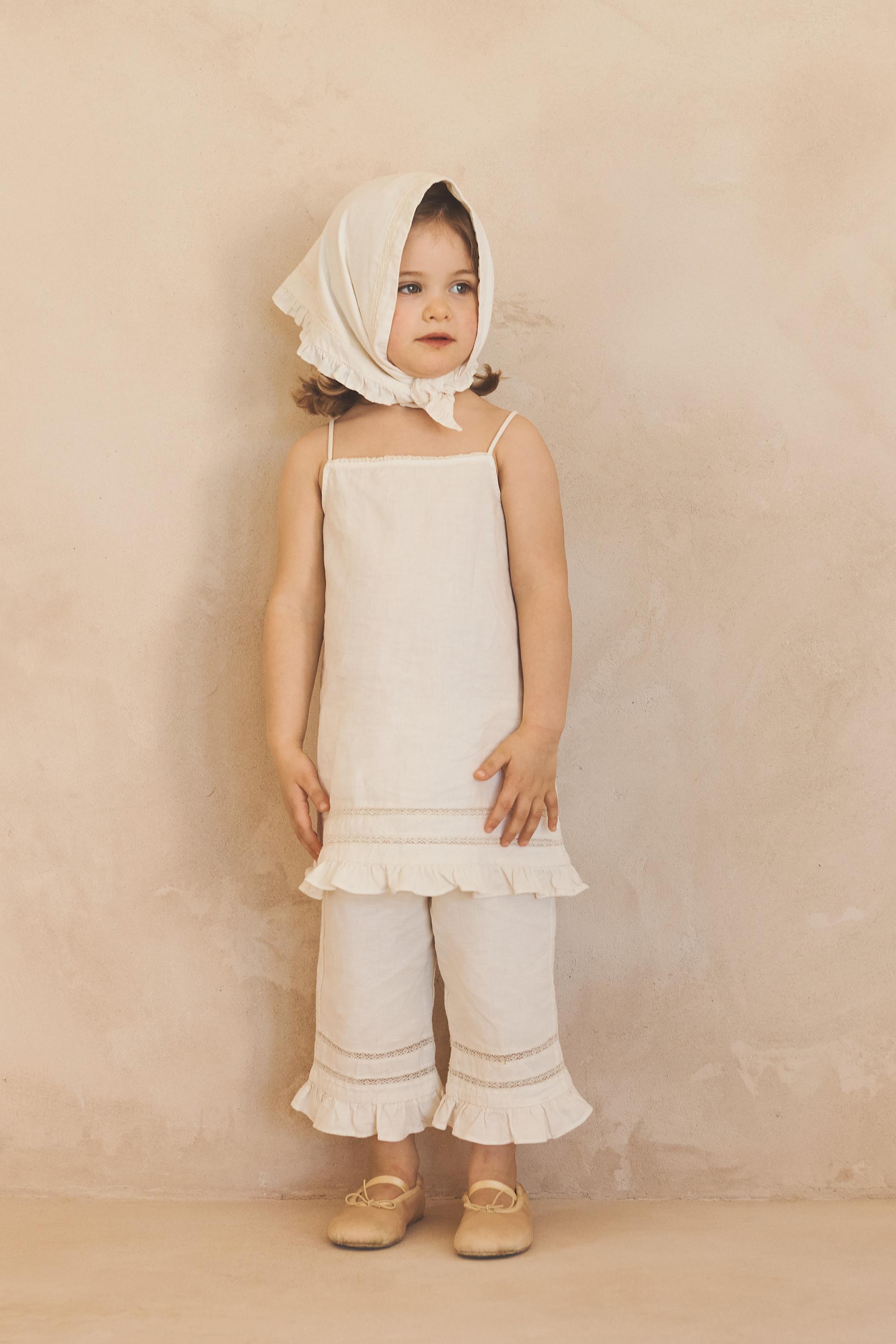 RUFFLED LACE TRIM LINEN COTTON SCARF LIMITED EDITION